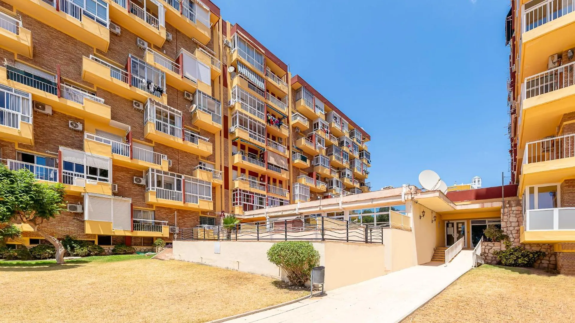 Studio In Arroyo De La Miel With Pool Benalmadena 0*,  Spain